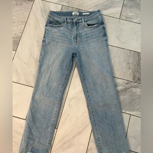 Kensie brand cute light wash jeans.